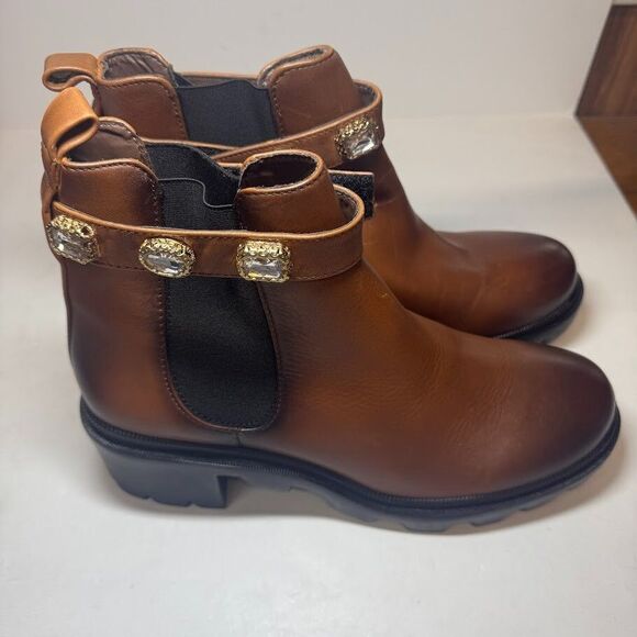 Steve Madden Womens 10 M Cognac Brown Leather Amulet Embellished Booties NIB HQ7 - Picture 2 of 6